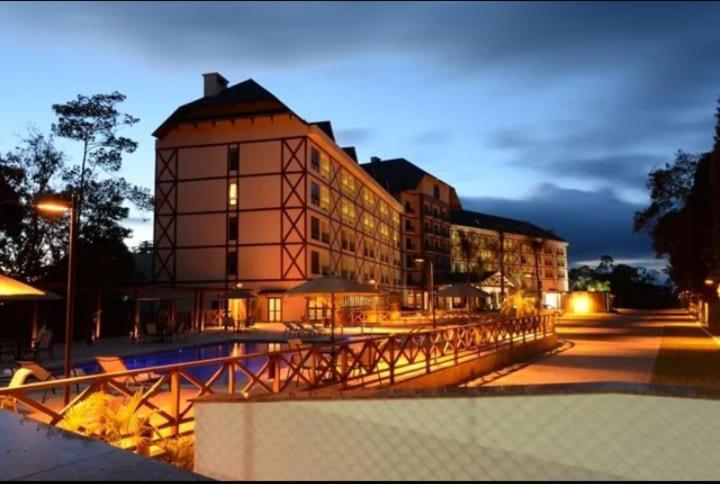 Suite Cond Vista Azul Em Pedra Azul - Домингос Мартинс Екстериор снимка